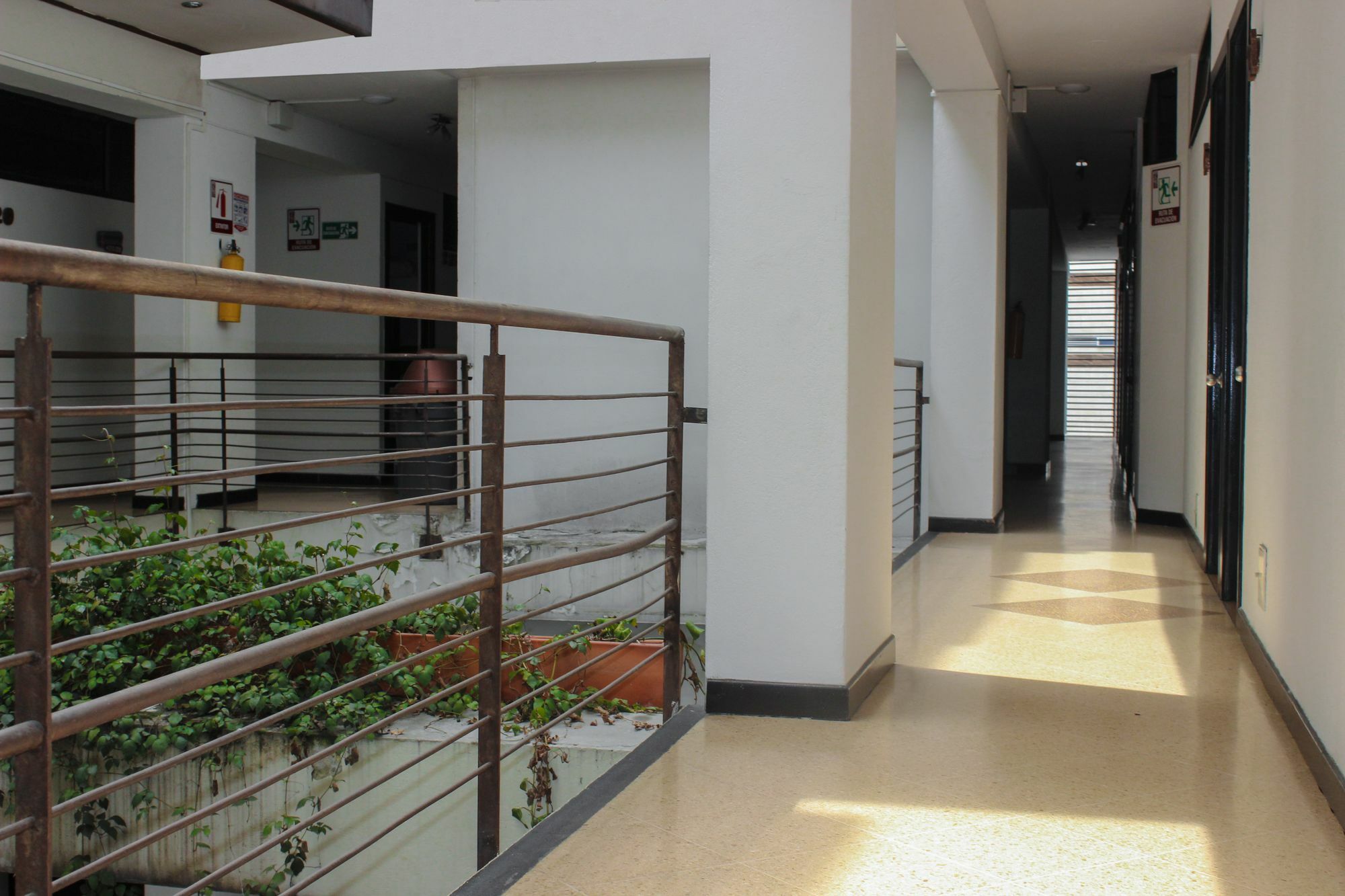 Hotel Natural Medellín Kültér fotó